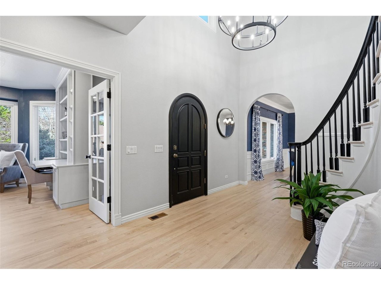 37 Elk Ln