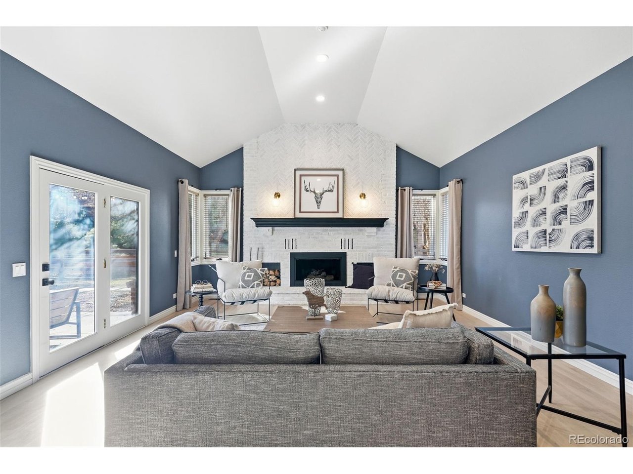 37 Elk Ln