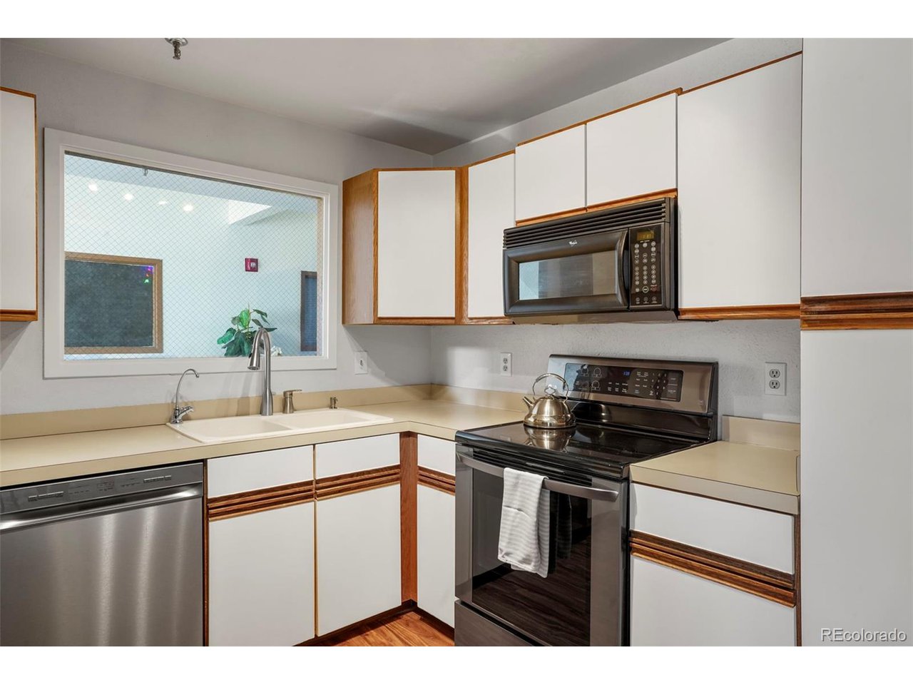50 19th Ave 3-29