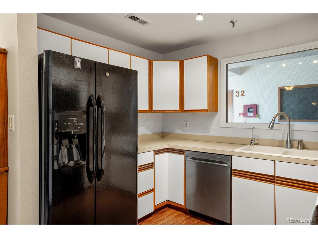 50 19th Ave 3-29