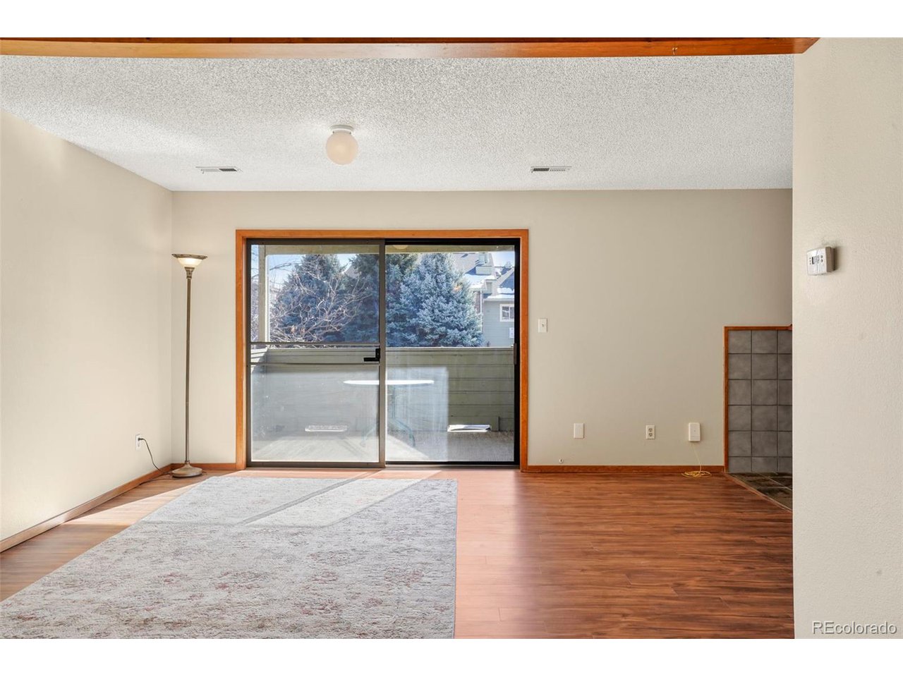 50 19th Ave 3-29