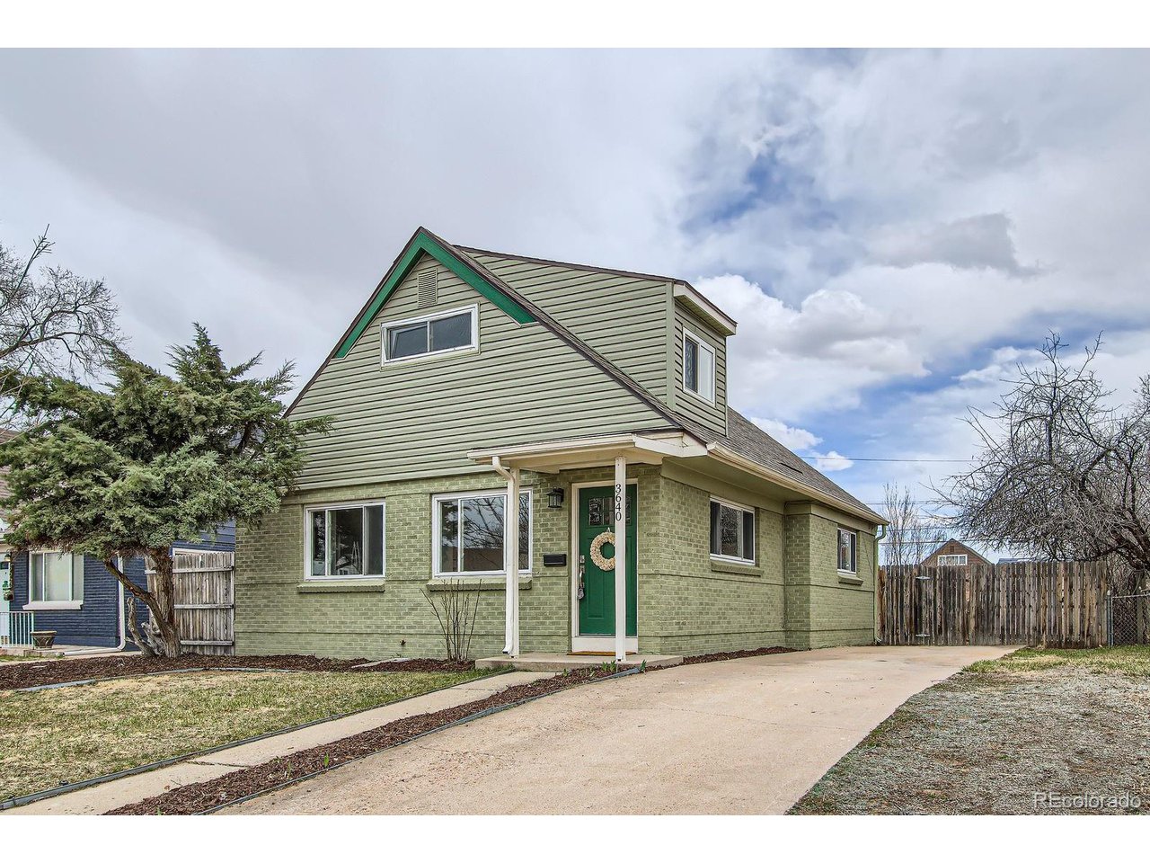 3640 Elm St