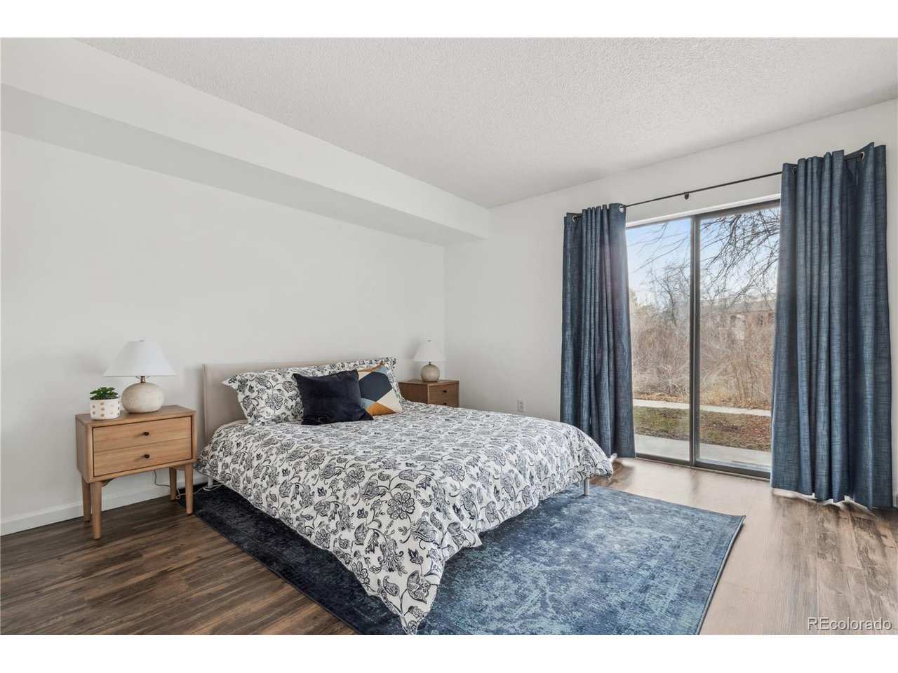 3550 S Harlan St 327