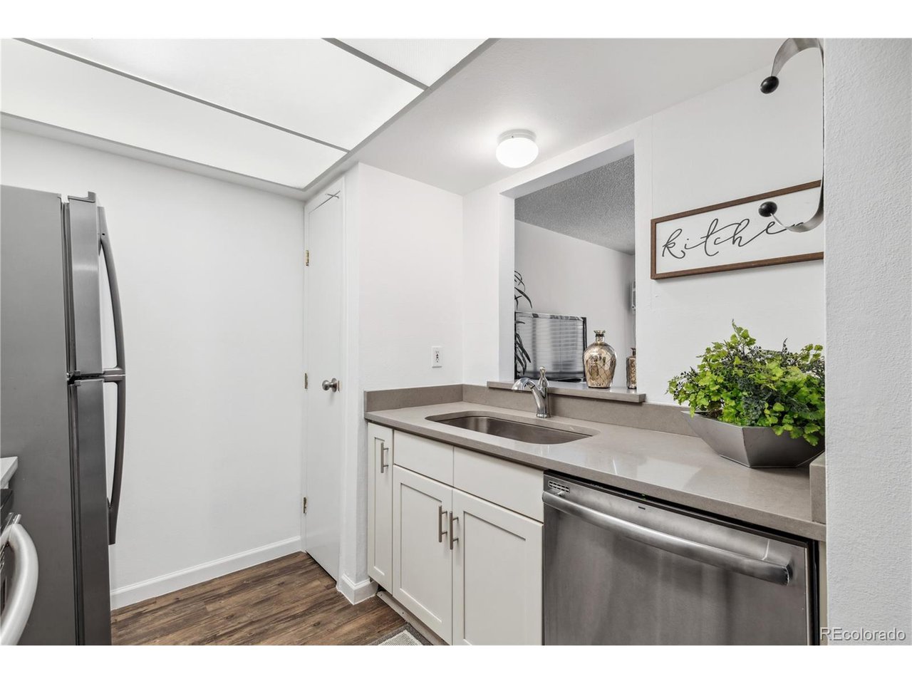3550 S Harlan St 327