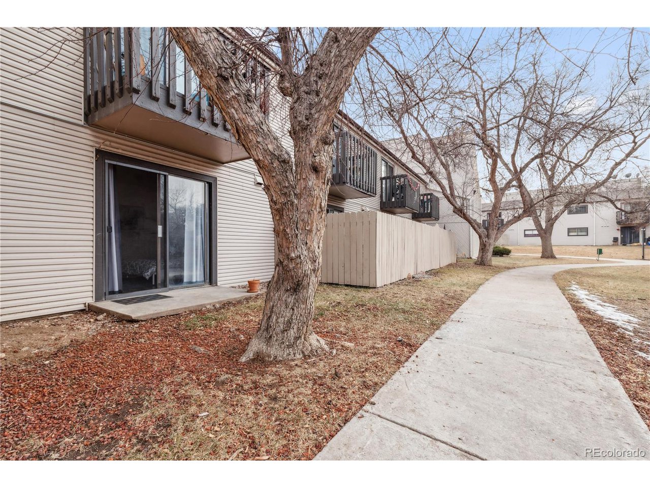 3550 S Harlan St 327