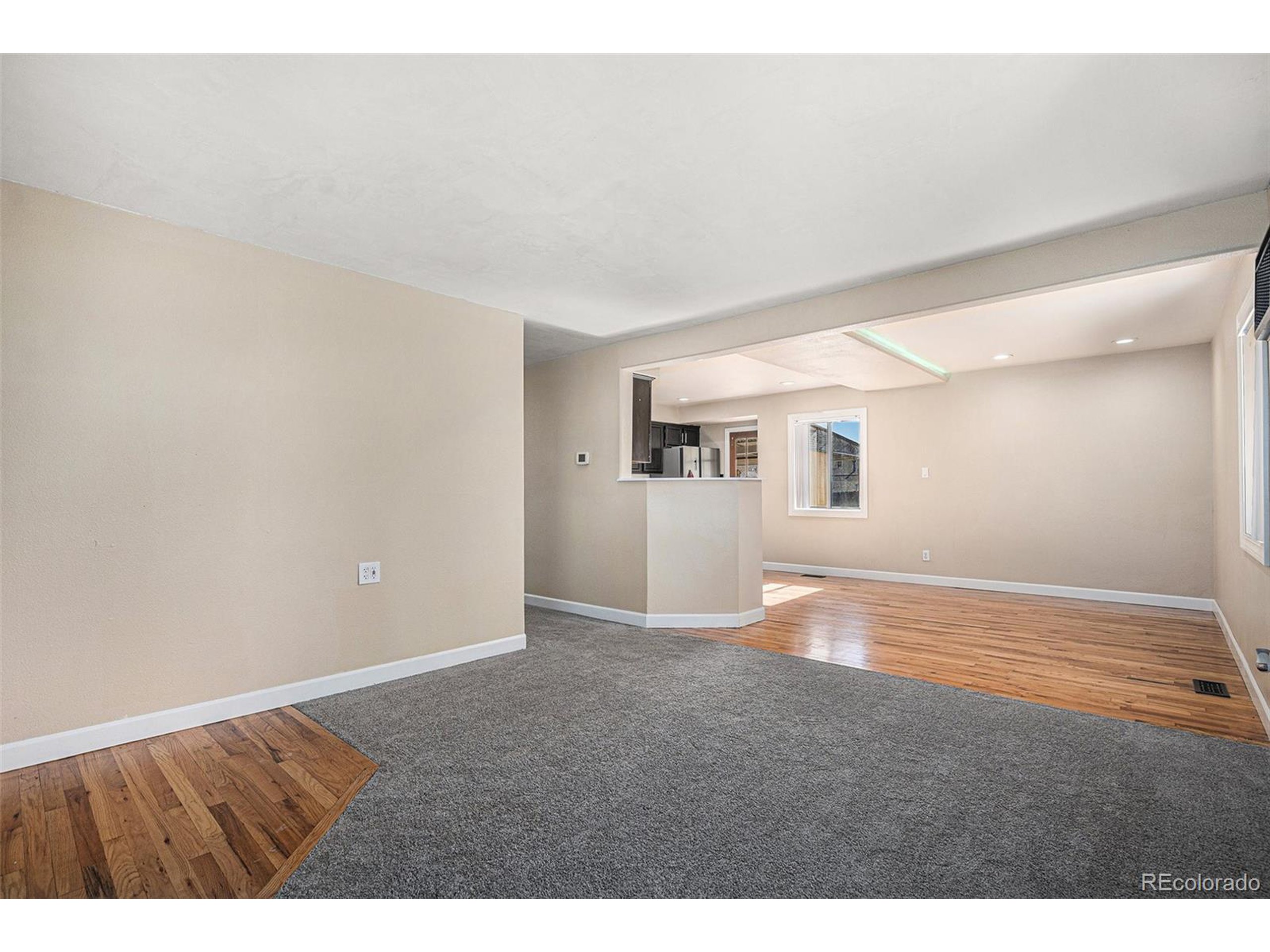 1940 E 95th Ave