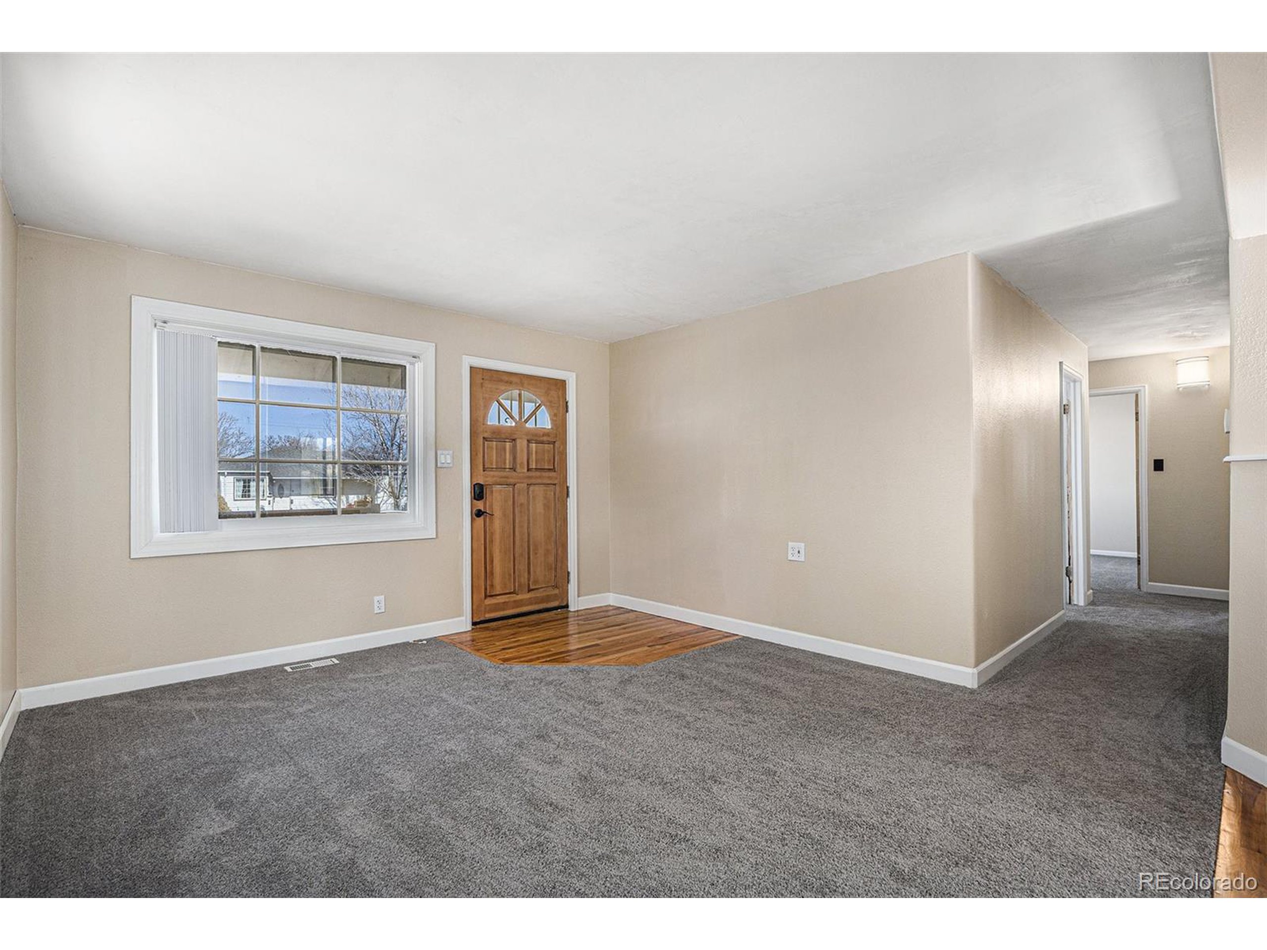 1940 E 95th Ave