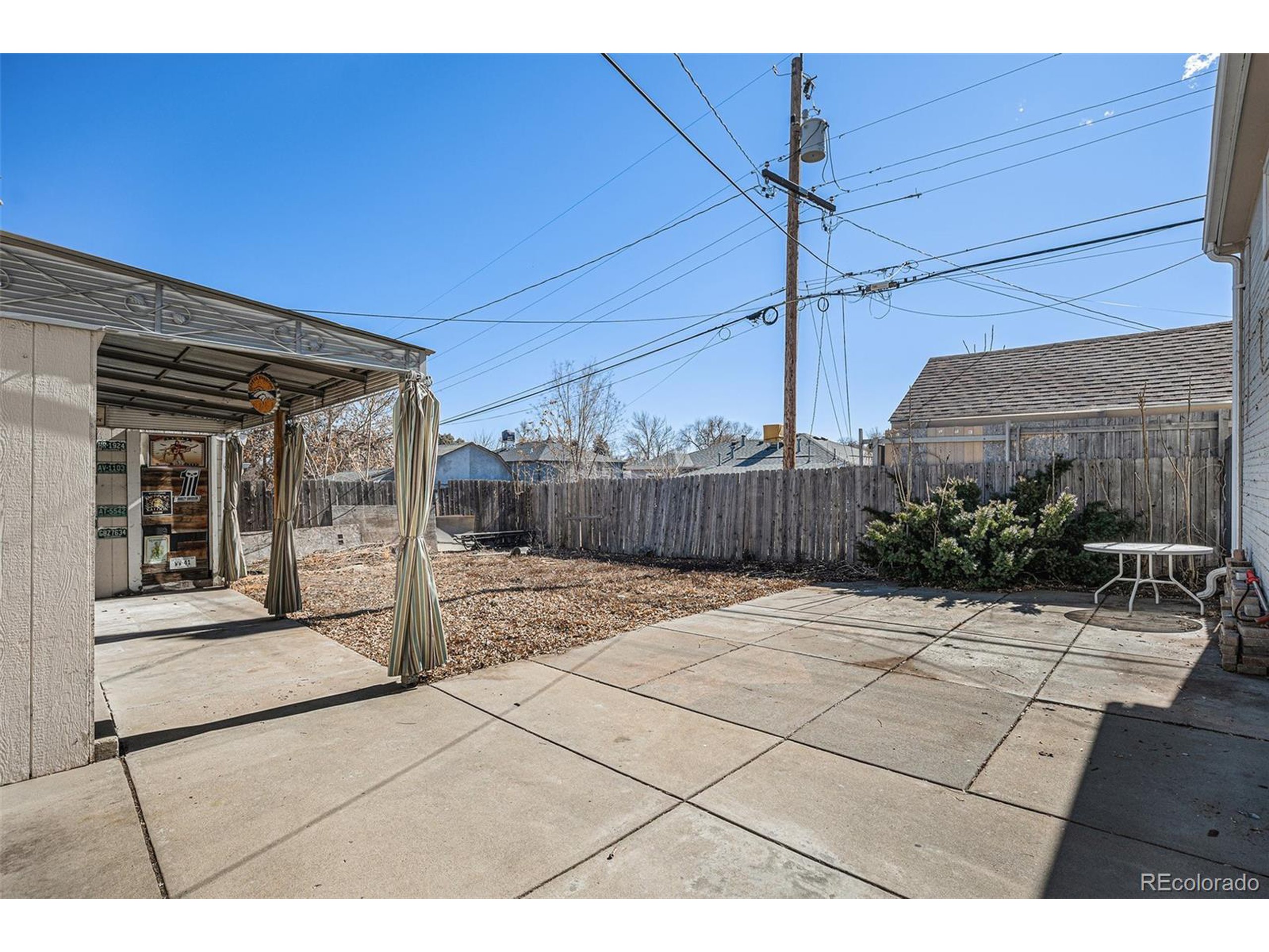 1940 E 95th Ave