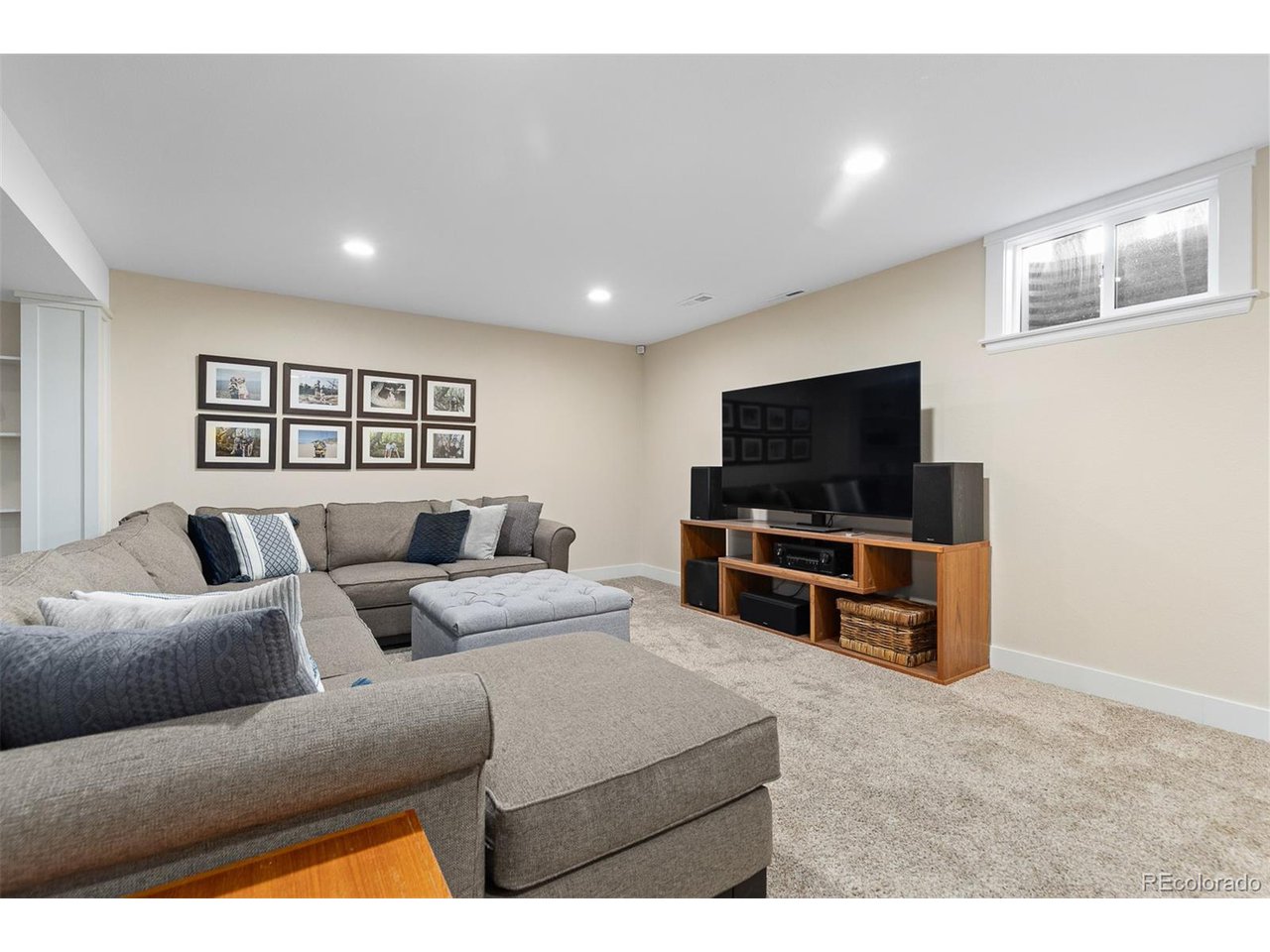 452 Deframe Ct