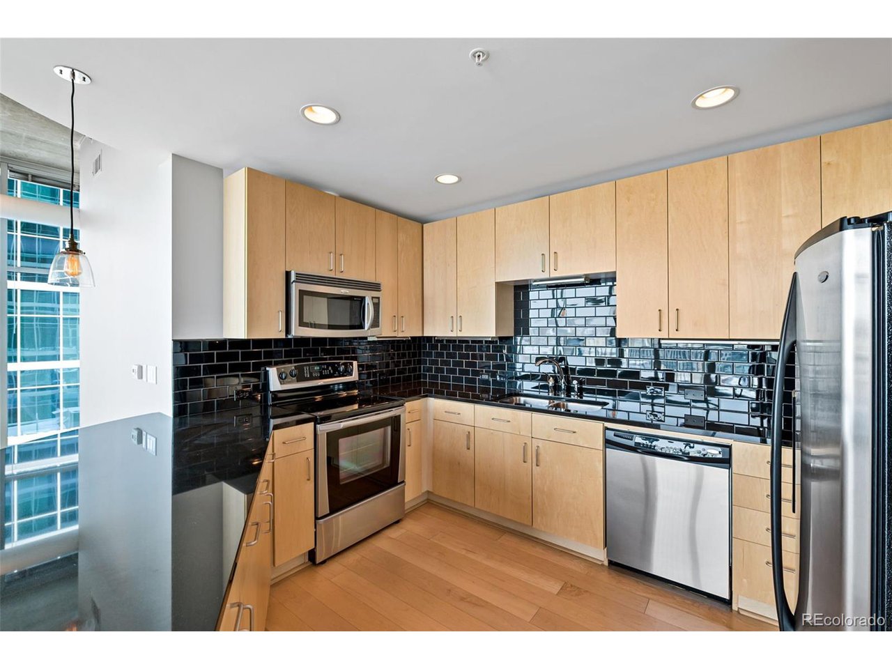 1700 Bassett St 1105