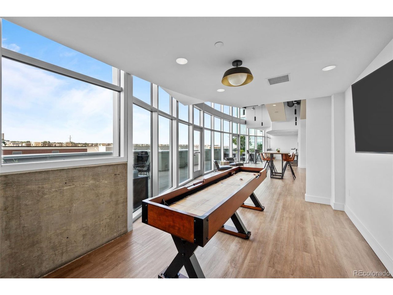 1700 Bassett St 1105