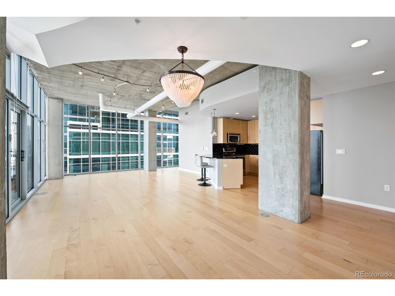 1700 Bassett St 1105