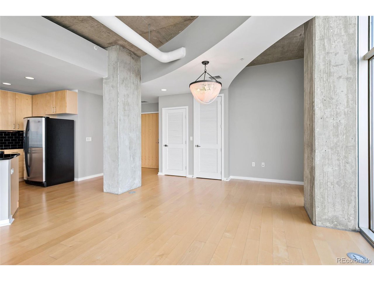 1700 Bassett St 1105