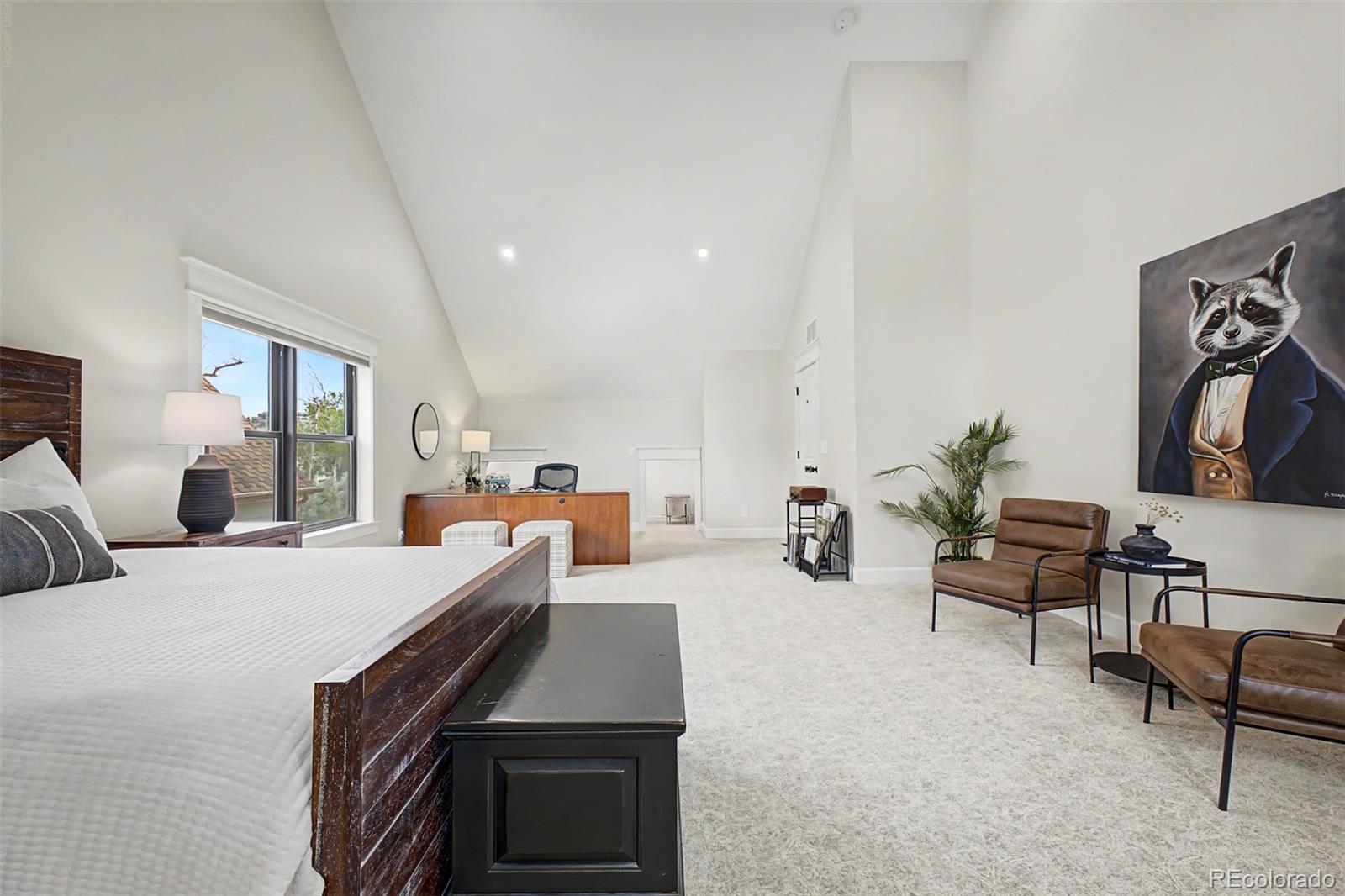 312 W Charles Street