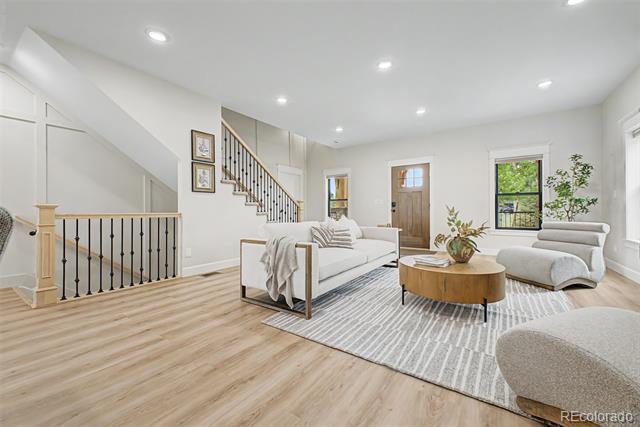 312 W Charles Street