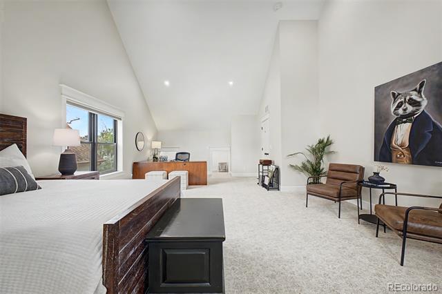 312 W Charles Street