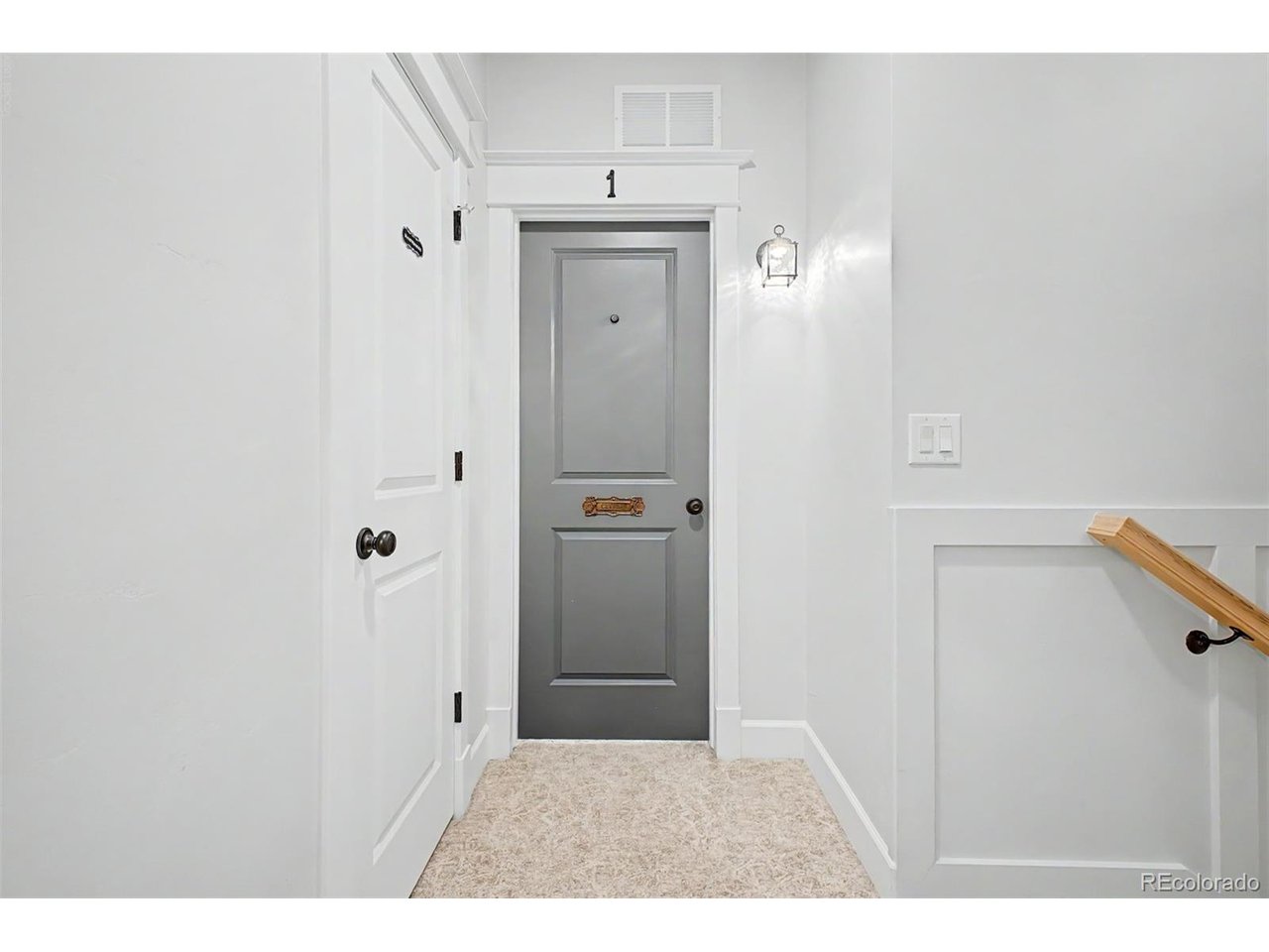 312 W Charles St