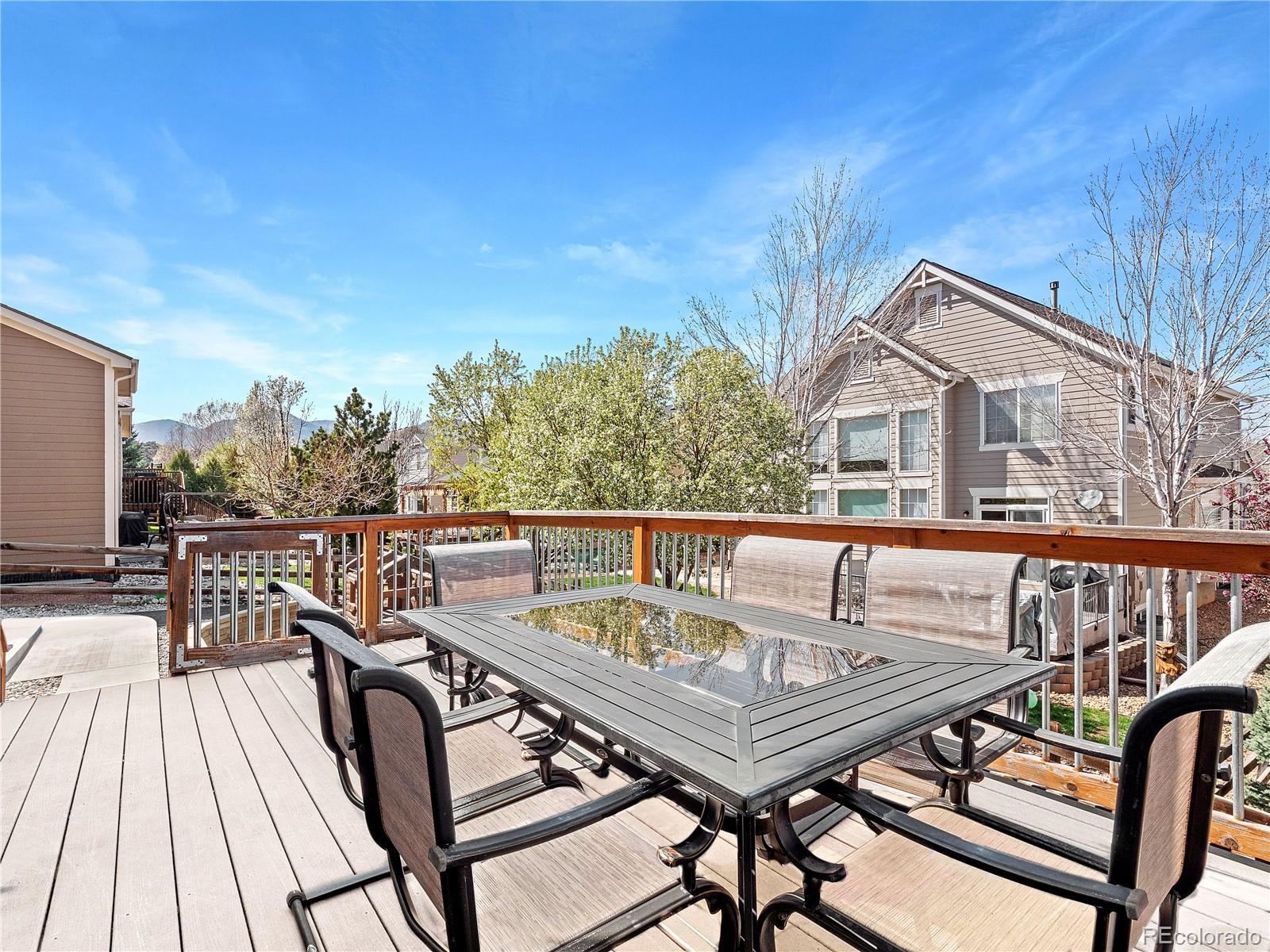 10533 Cross Country Lane