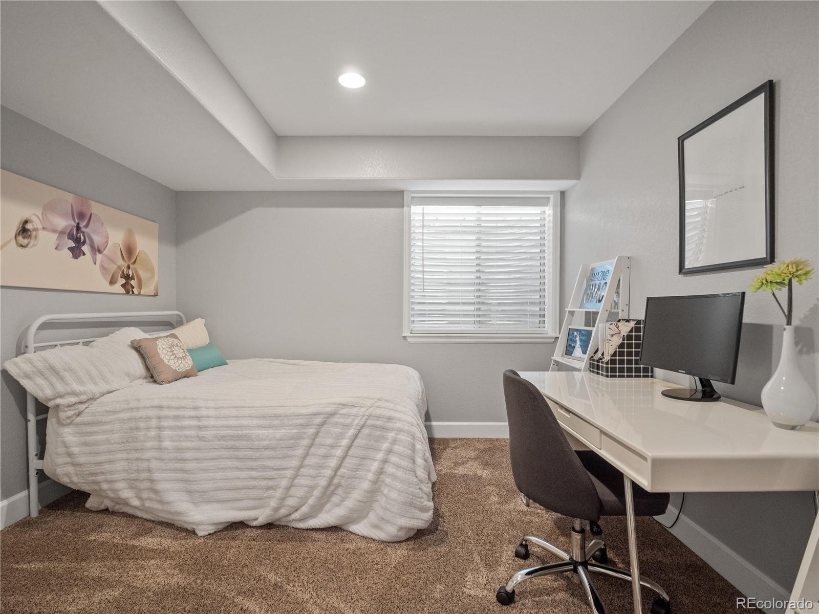 10533 Cross Country Lane