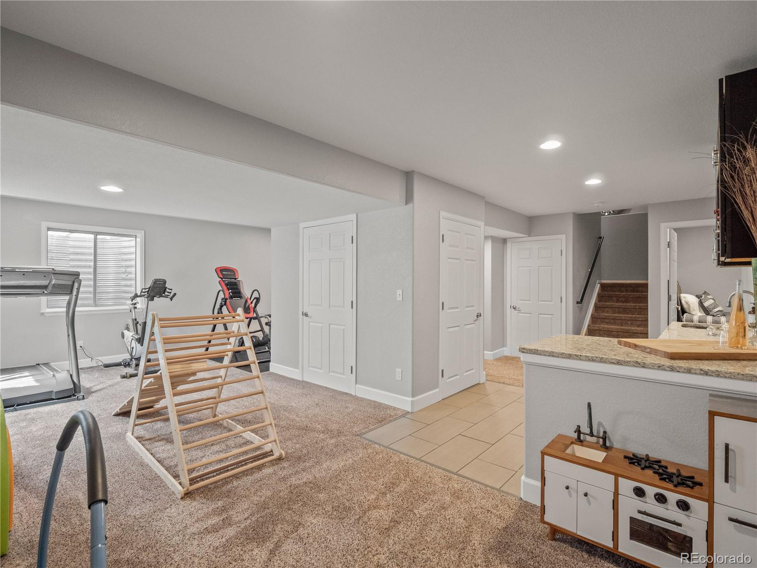 10533 Cross Country Ln