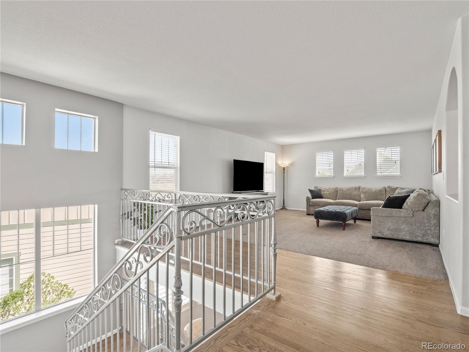 10533 Cross Country Lane