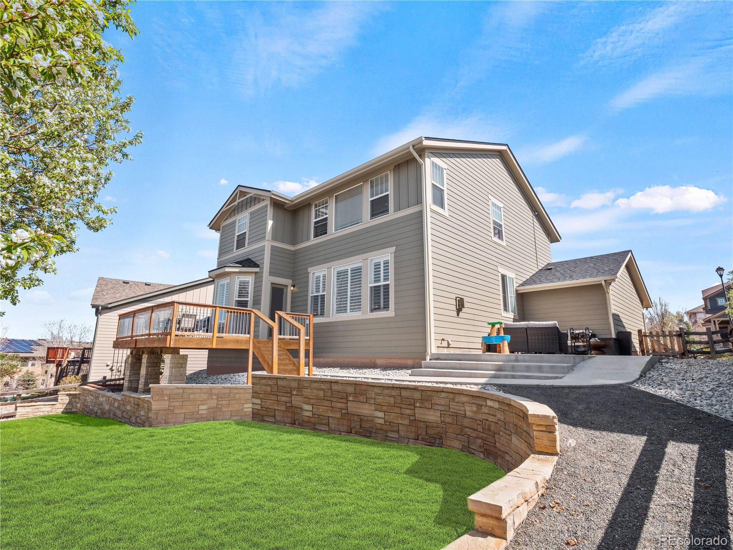 10533 Cross Country Ln