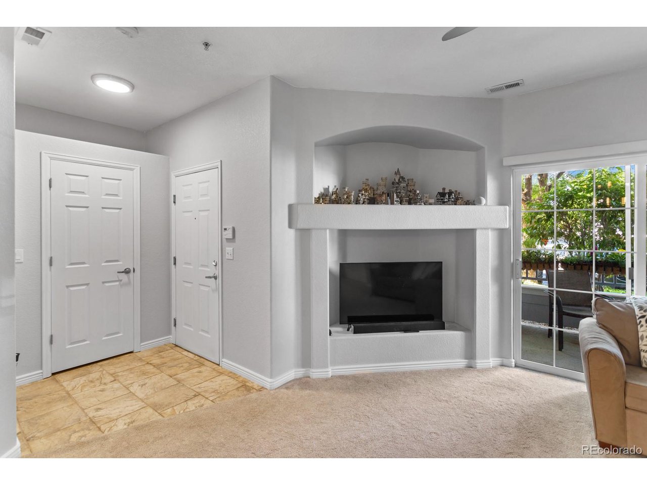 5255 Memphis St 803