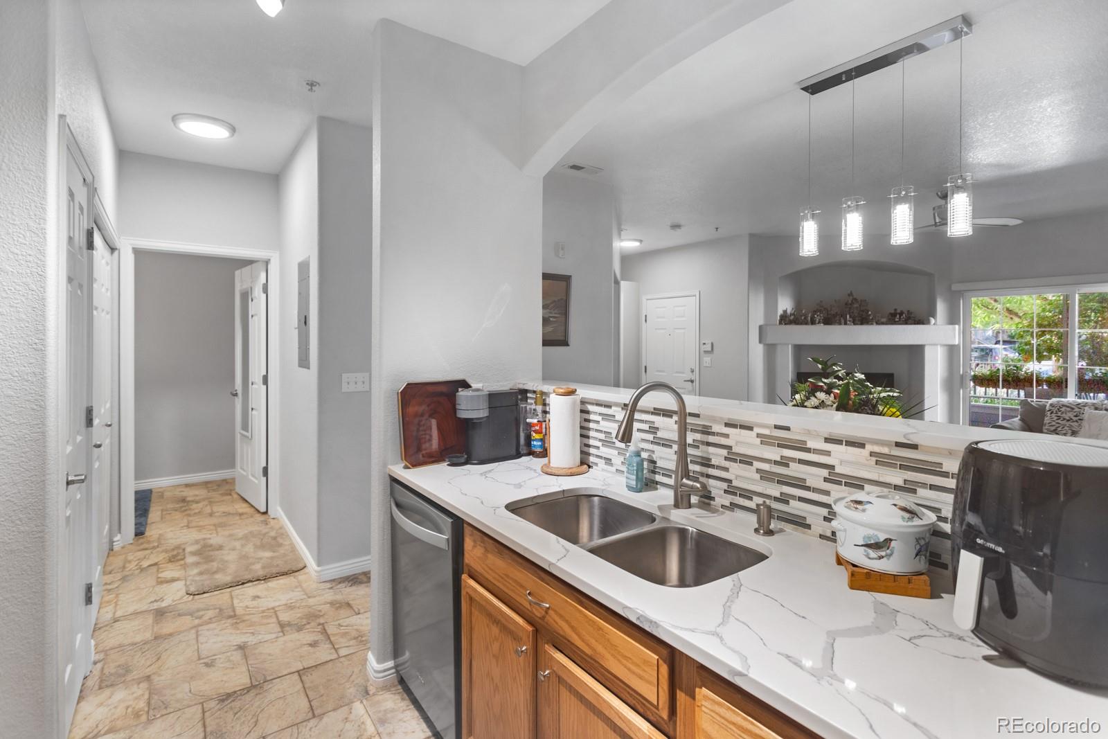 5255 Memphis Street Unit: 803