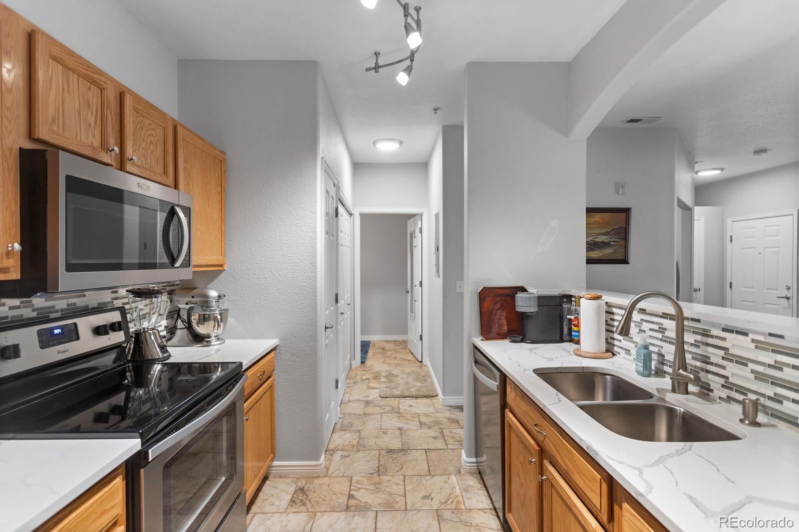 5255 Memphis Street Unit: 803