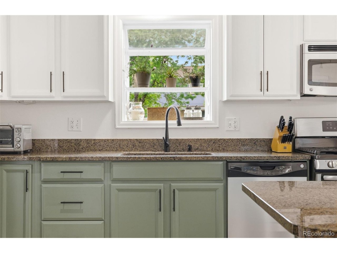 10550 W 102nd Pl