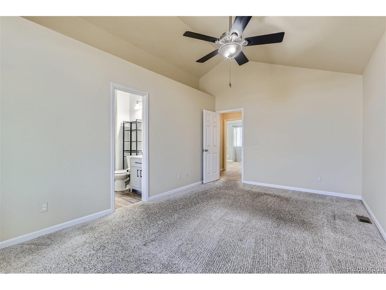 19648 Glendale Ln