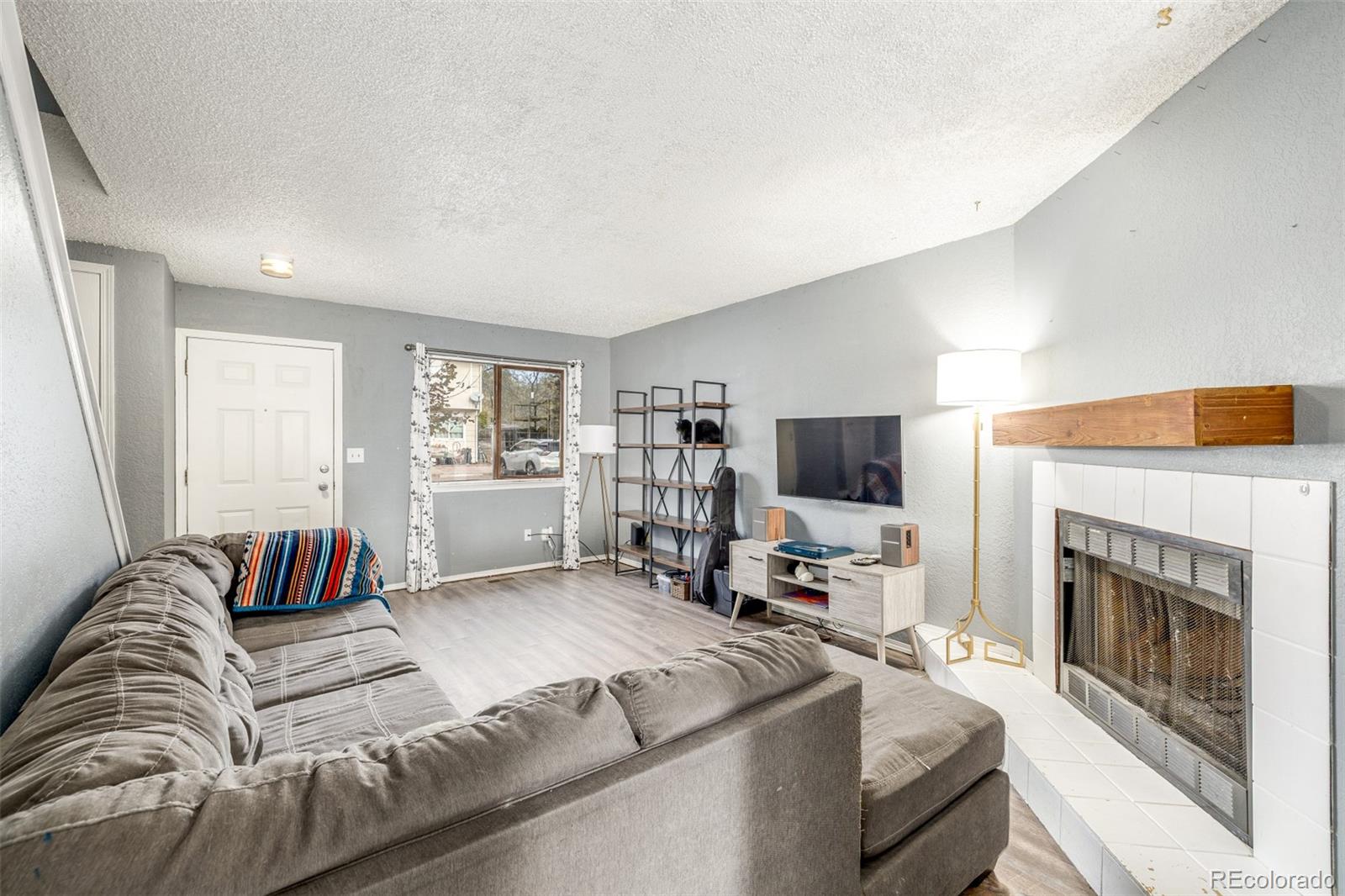 2530 Knob Hill Court