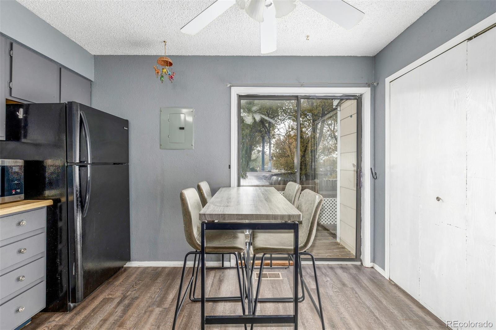 2530 Knob Hill Court