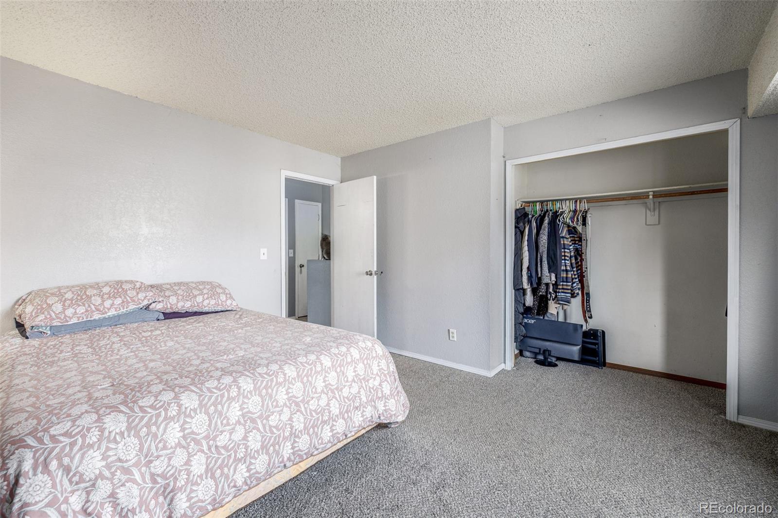 2530 Knob Hill Court