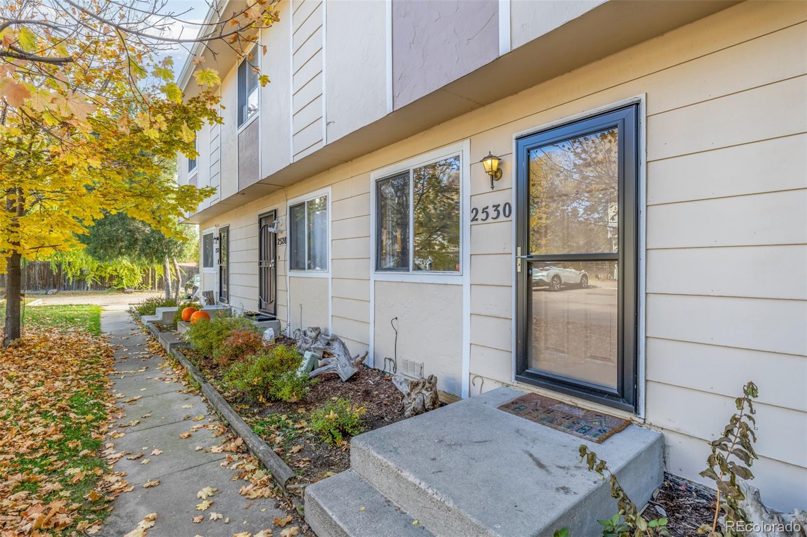 2530 Knob Hill Court