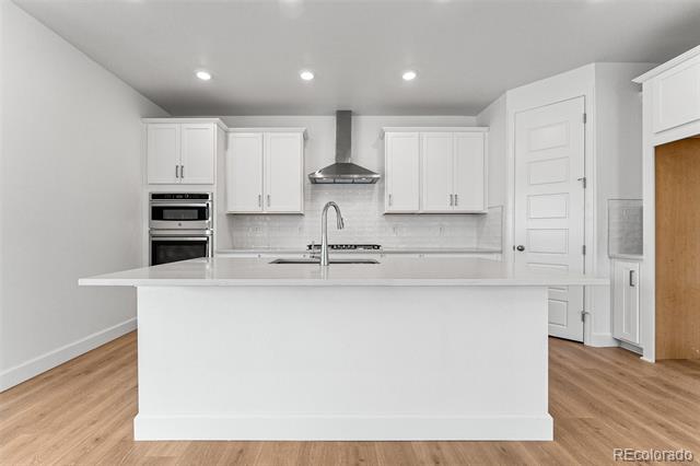 16975 W 92nd Loop