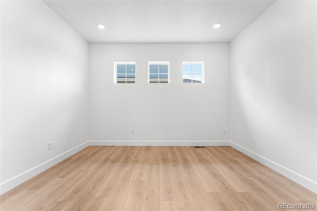 16975 W 92nd Loop