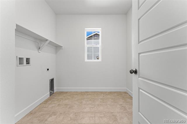 16975 W 92nd Loop