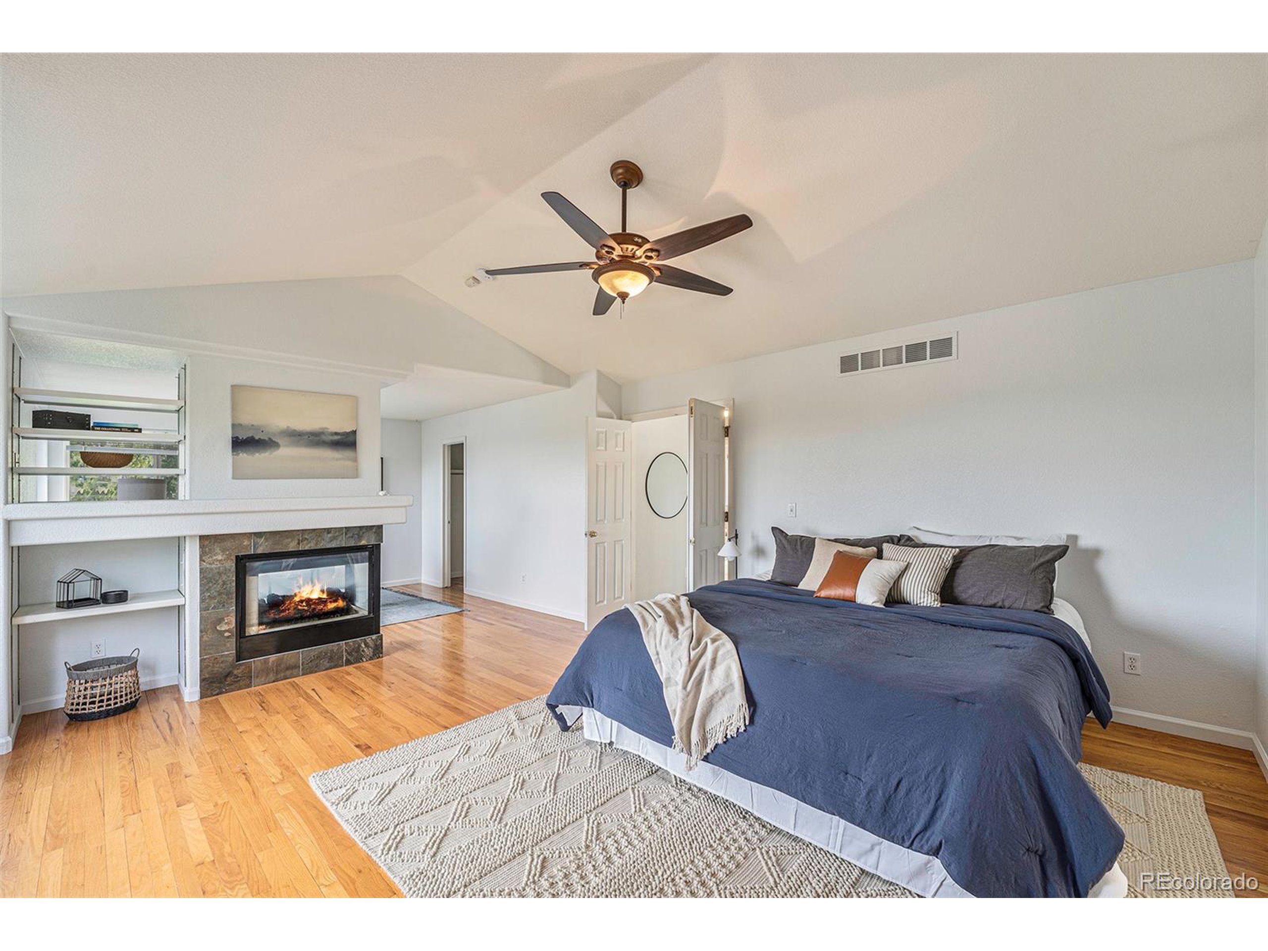 6426 S Urban Ct