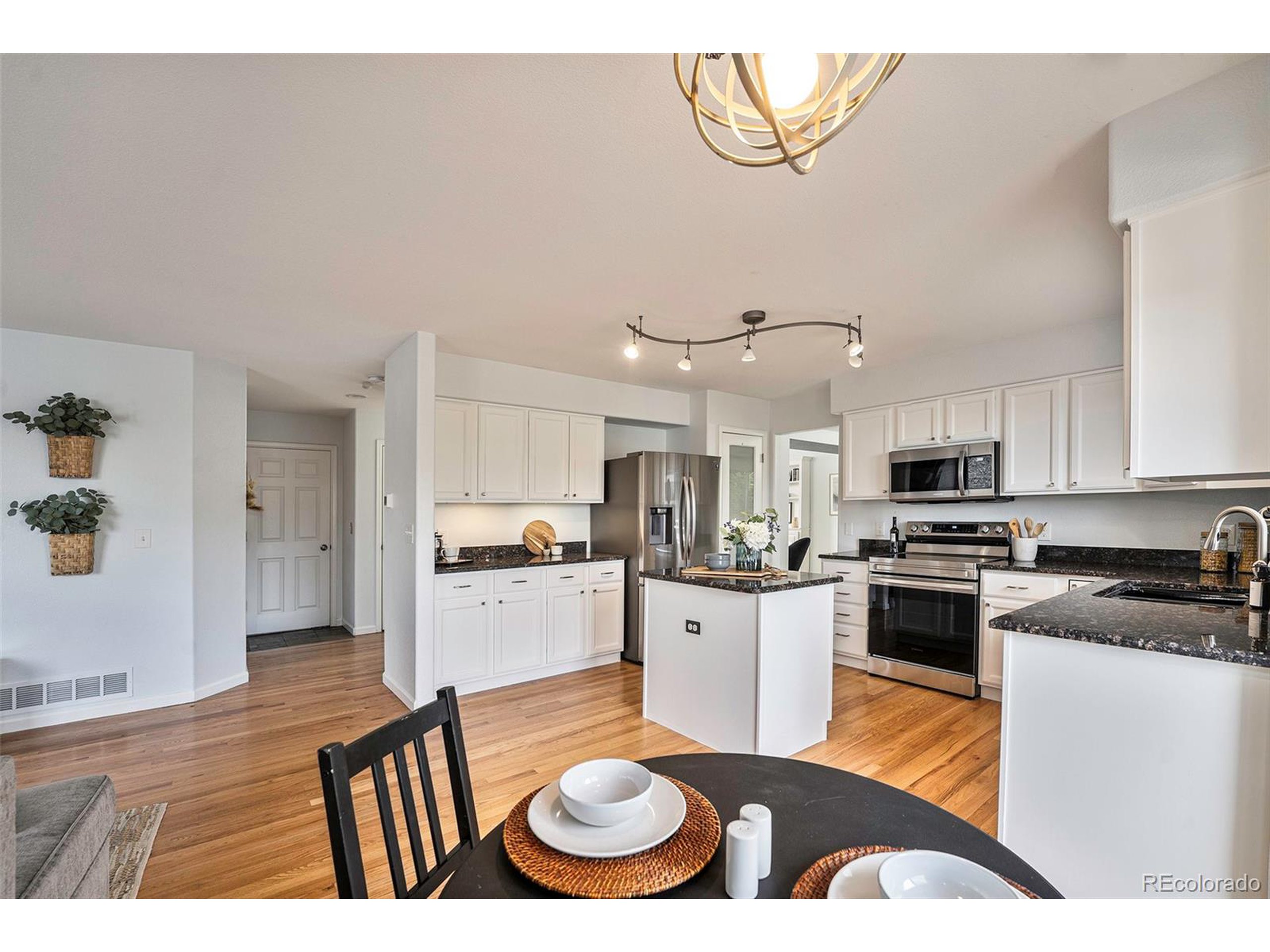 6426 S Urban Ct