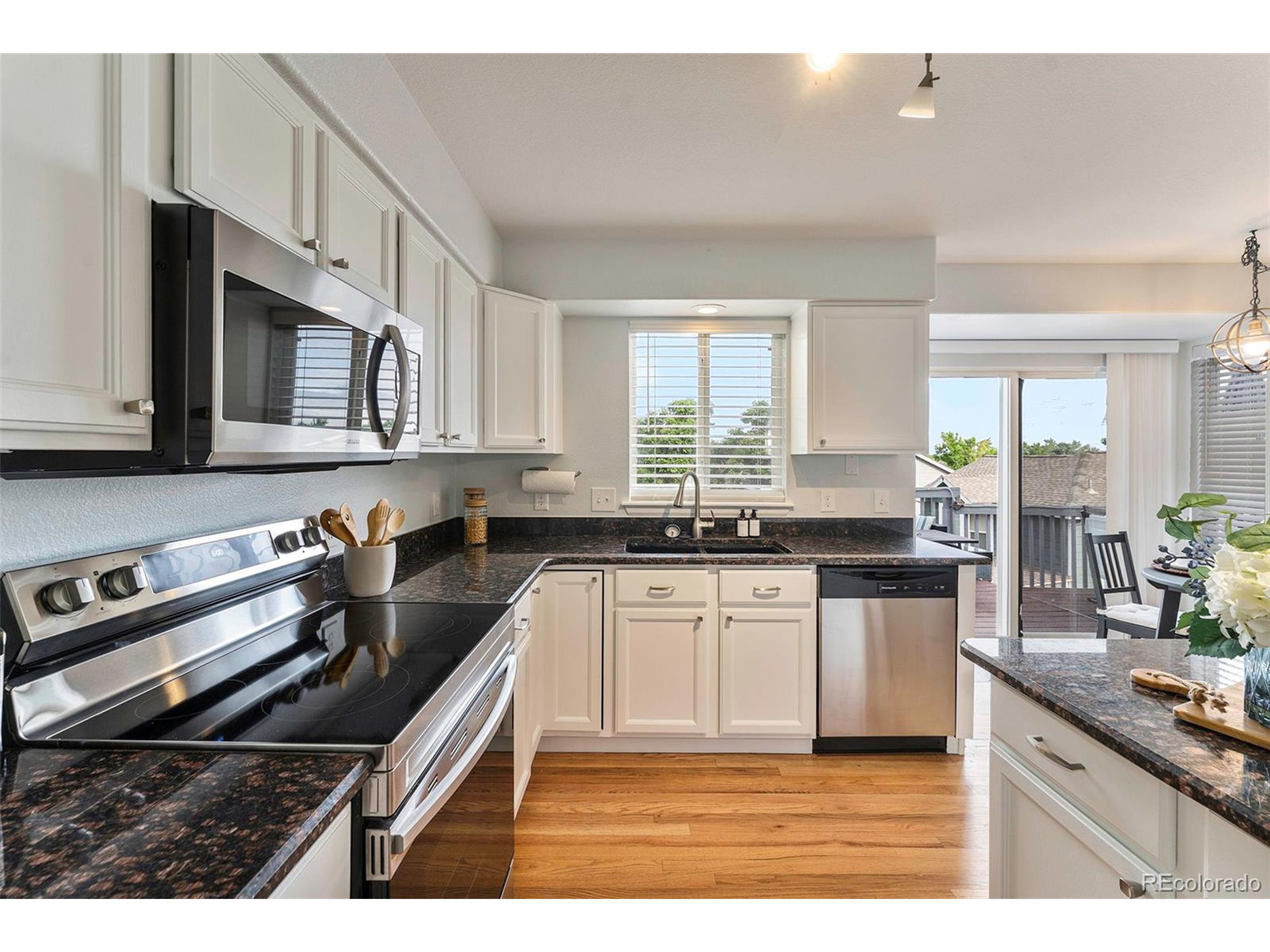 6426 S Urban Ct