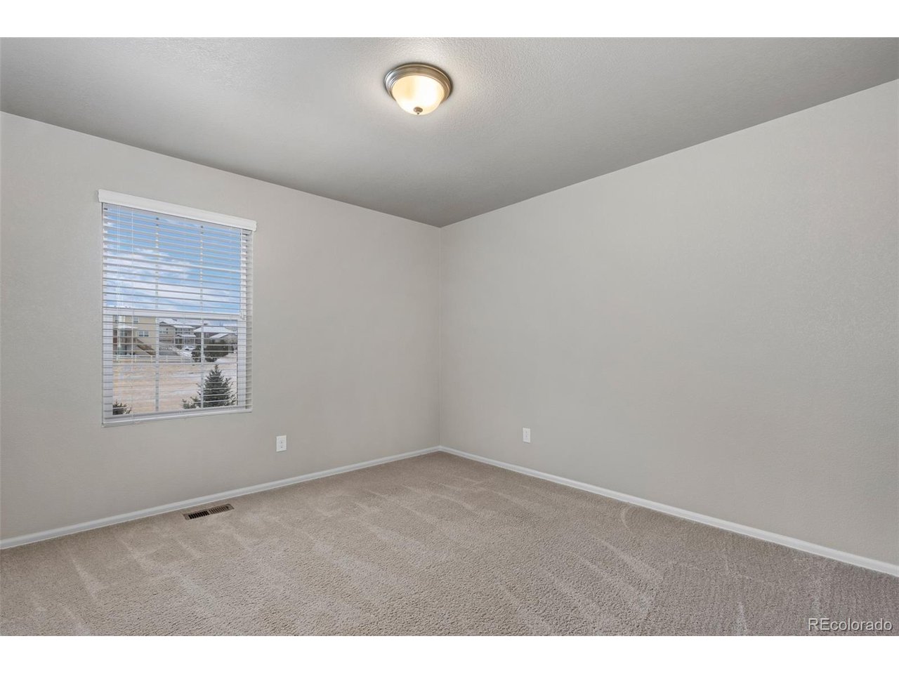 2107 Shadow Creek Dr