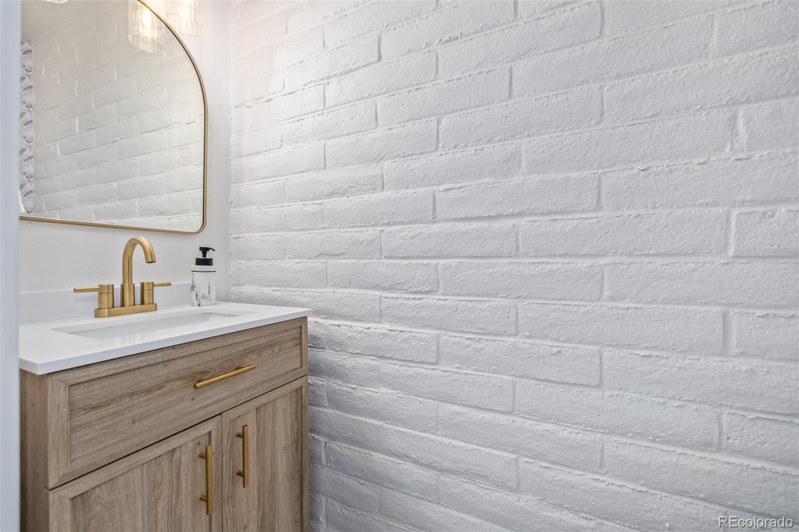 1060 S Parker Road Unit: 36