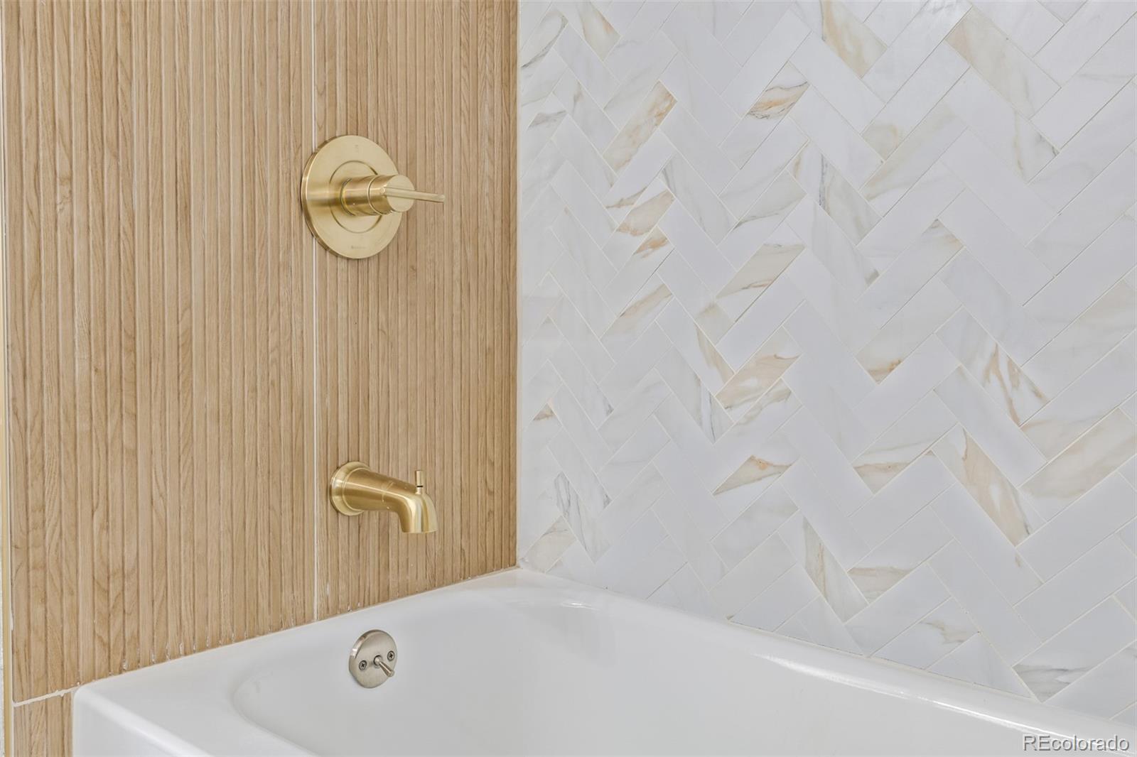 1060 S Parker Road Unit: 36