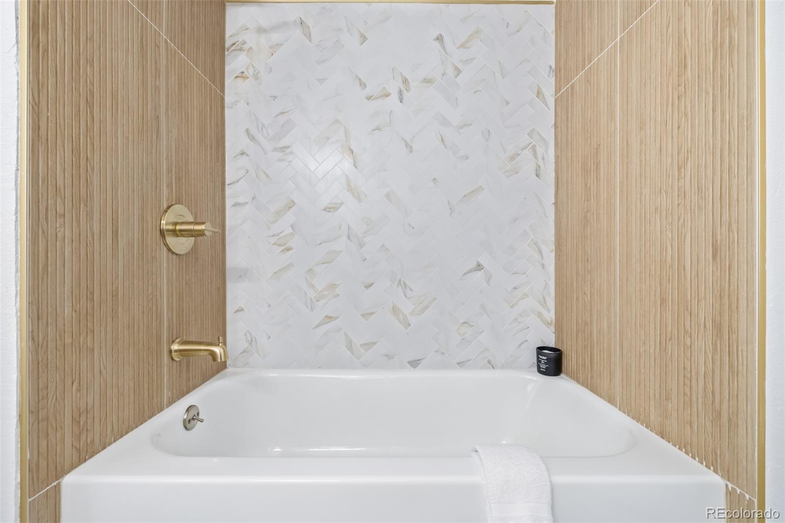 1060 S Parker Road Unit: 36