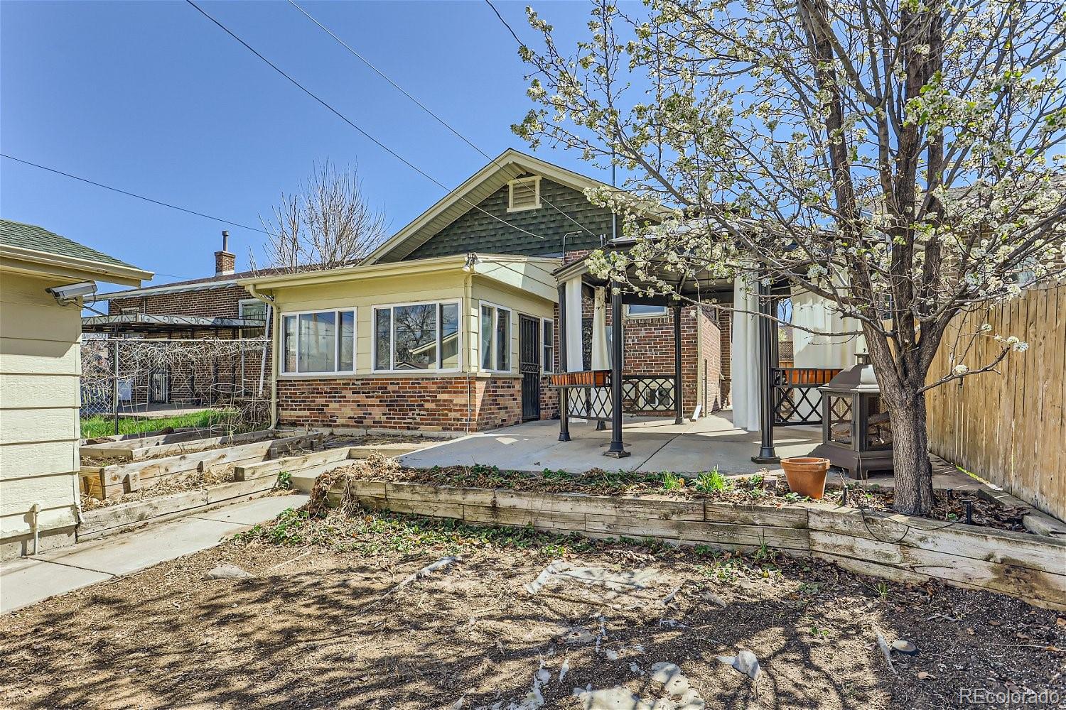 2653 N Clayton Street