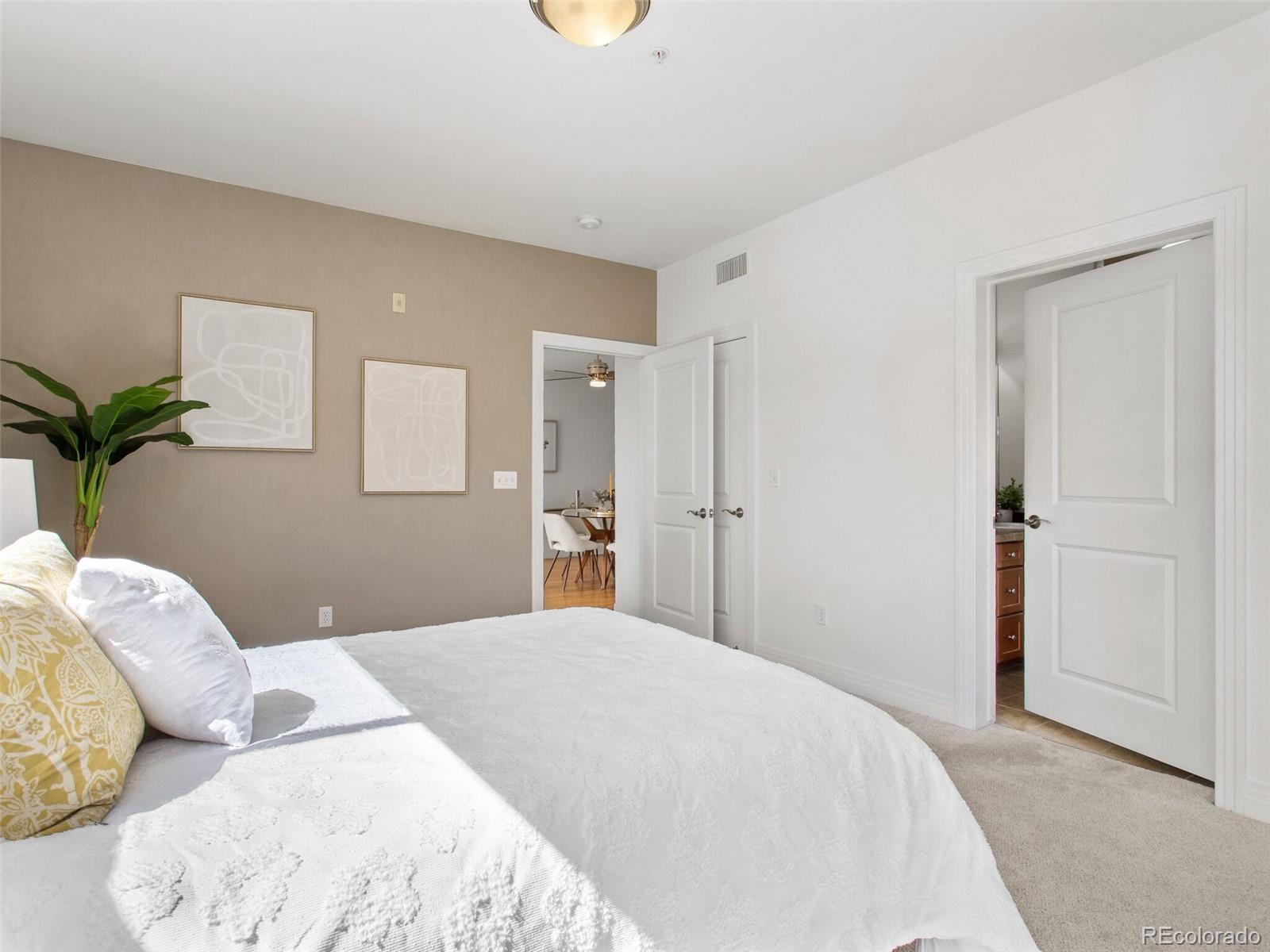 9019 E Panorama Circle Unit: D204