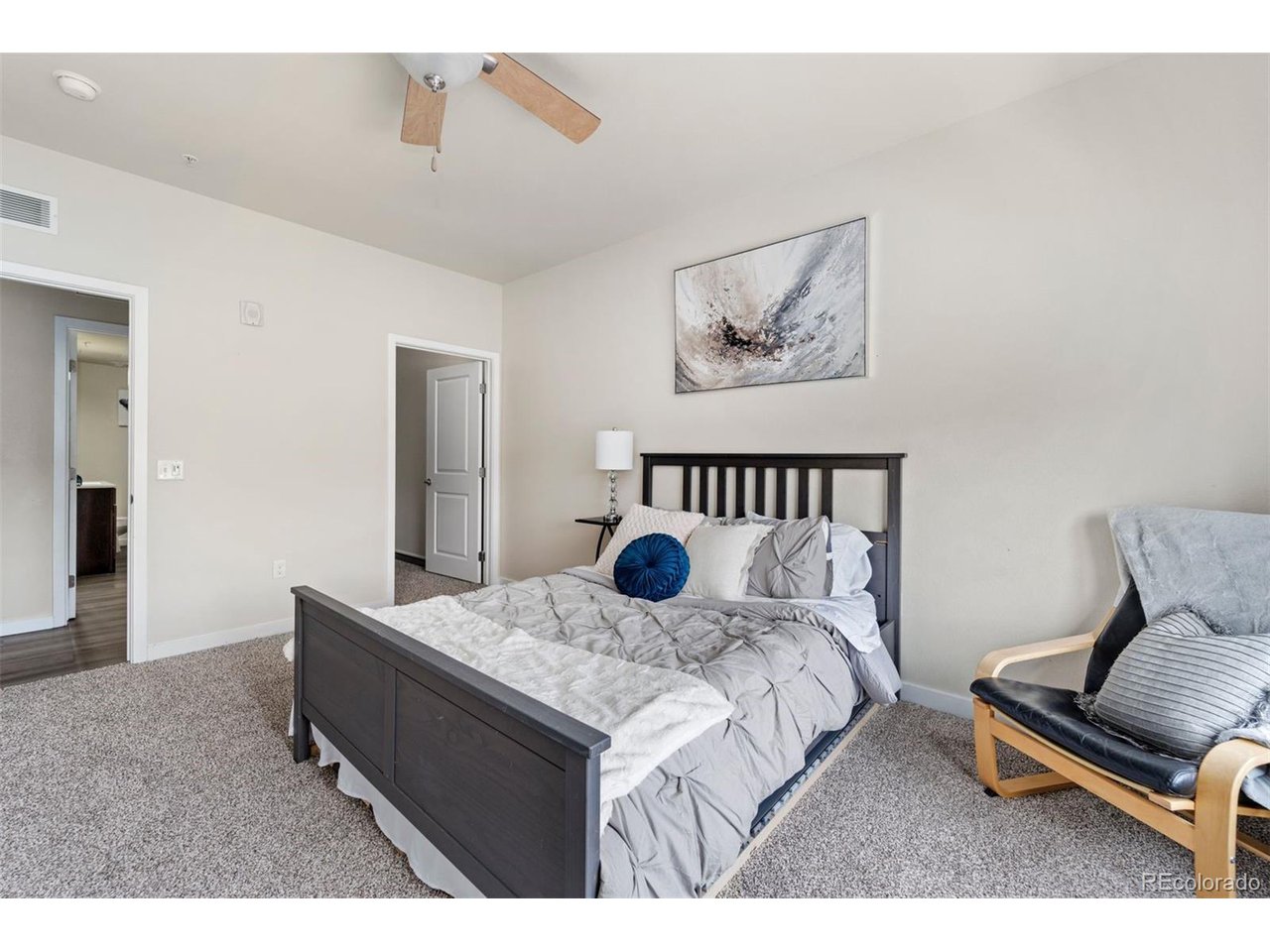 4100 Albion St 5-520