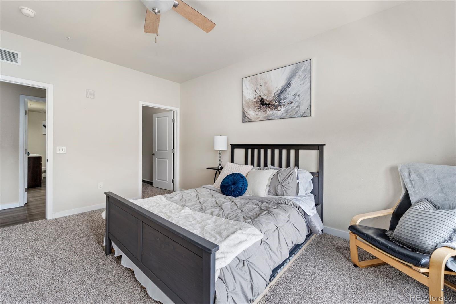 4100 Albion Street Unit: 520