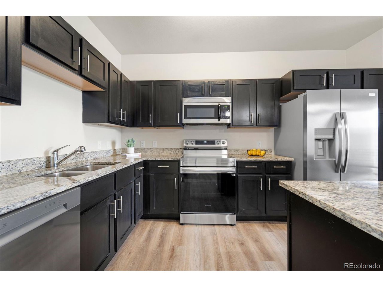 4100 Albion St 5-520